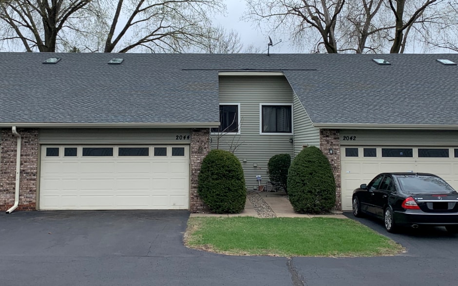 2044 Bradley Townhome - 2044 Bradley St