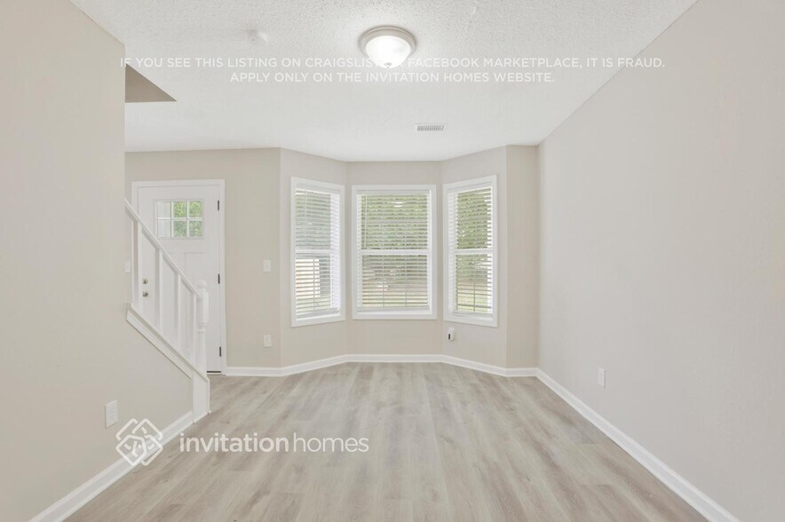 Building Photo - 3785 Cypress Pointe Dr