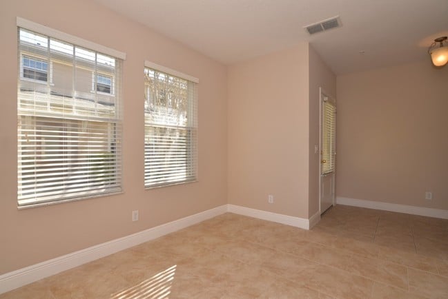 Building Photo - 5460 Caramella Dr