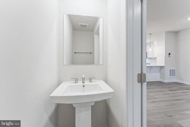 Building Photo - 21815 Express Ter