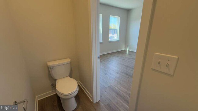 Building Photo - 1 Wafer Aly