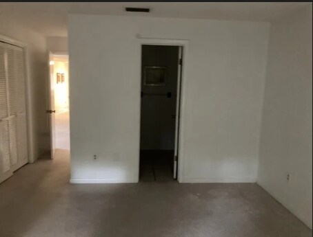 Building Photo - 78 Golfview Dr