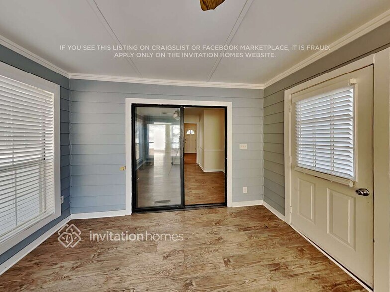 Building Photo - 6771 Crestbrook Ln