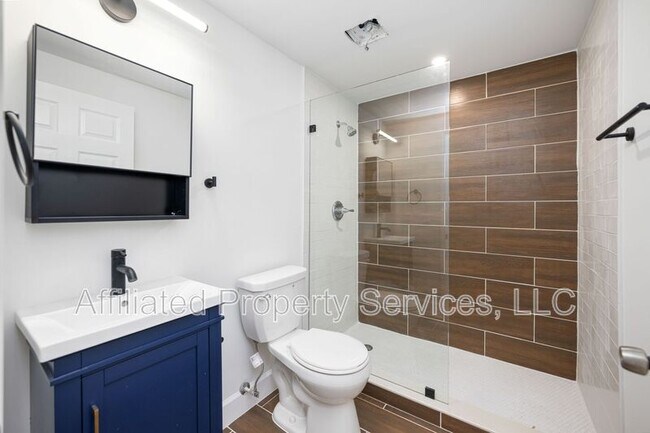 Building Photo - 4011 36th Ct