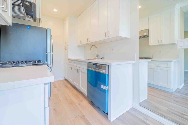 Building Photo - 11871 Idaho Ave