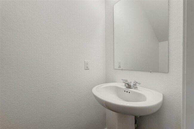 Building Photo - 424 Red Buckeye Loop