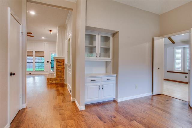 Building Photo - 9105 Silverdollar Trail