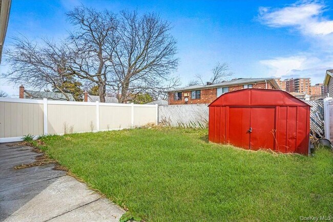 Building Photo - 134-15 160th St