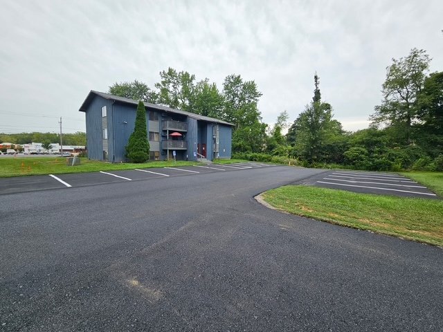 Building Photo - 4101 Pine Hollow Dr
