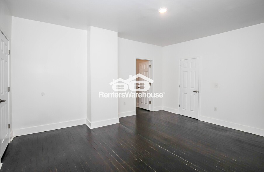 Building Photo - 1322 Yecker Ave