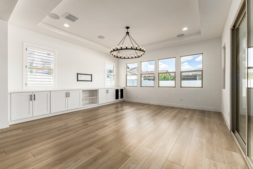 Building Photo - 20954 E Mayberry Rd