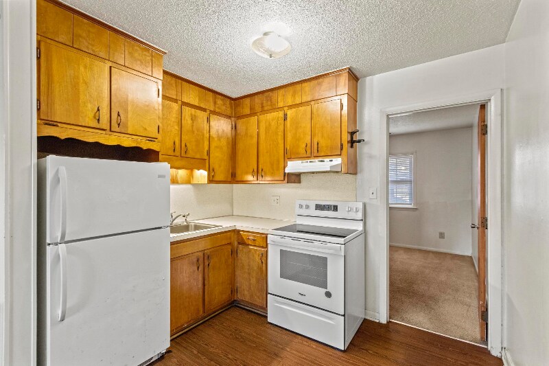 Building Photo - 224 Zack Cir