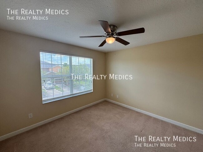 Building Photo - 2832 Adelaide Ct