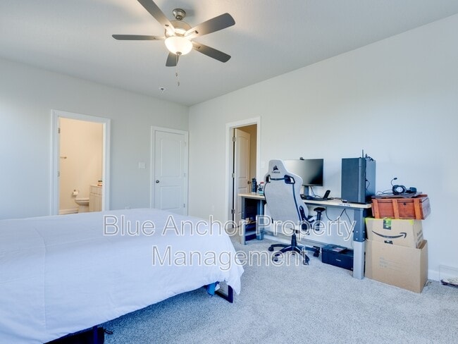 Building Photo - 2015 Folkstone Wds Ln