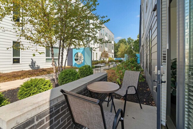 Building Photo - 6160 N Rural St