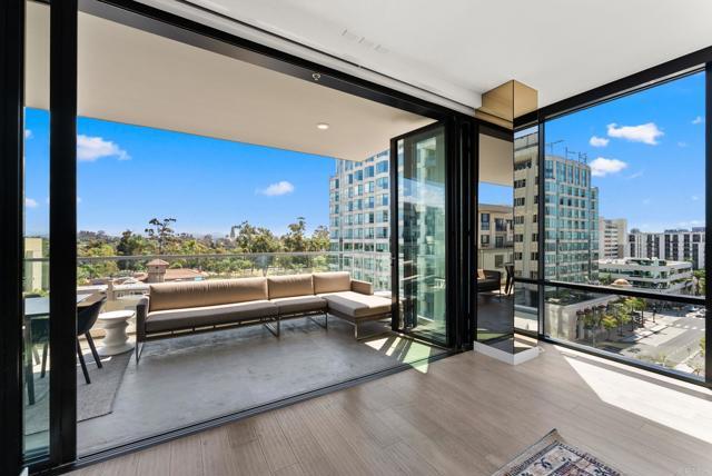 Building Photo - 2604 Fifth Ave