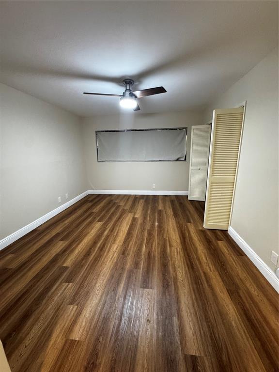 Building Photo - 3151 S Palm Aire Dr