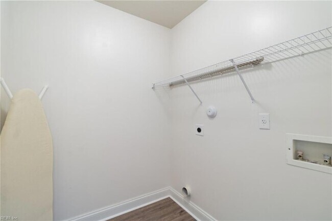 Building Photo - 112 Mount Vernon Ct