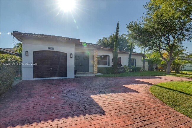 Building Photo - 12442 SW 119th Ct