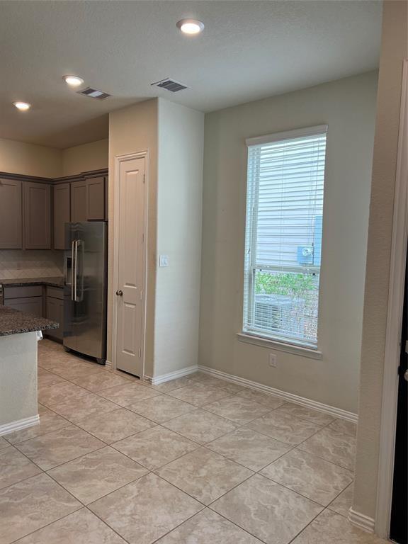Building Photo - 186 Moon Dance Ct