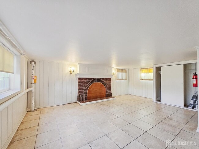 Building Photo - 205 Ashland Rd