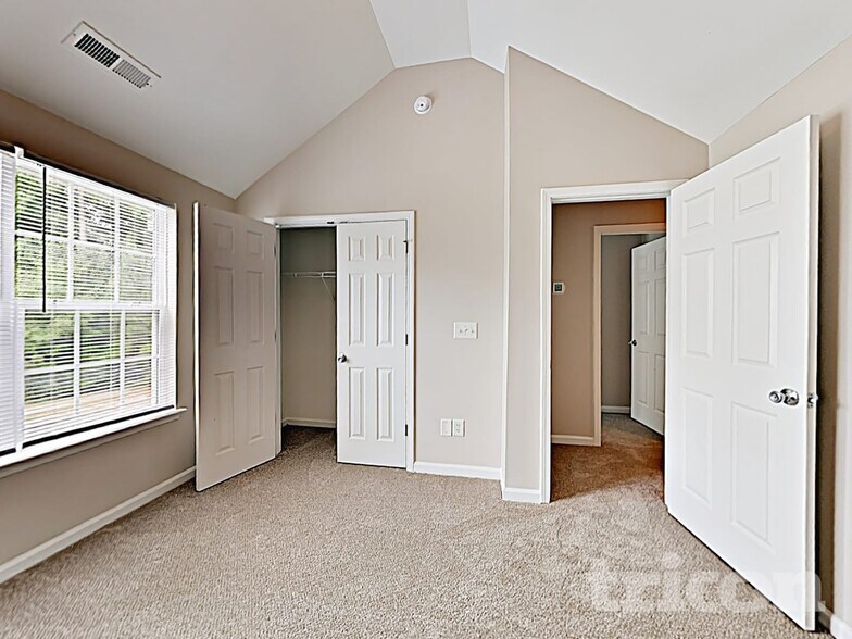 Building Photo - 2303 Cilantro Way