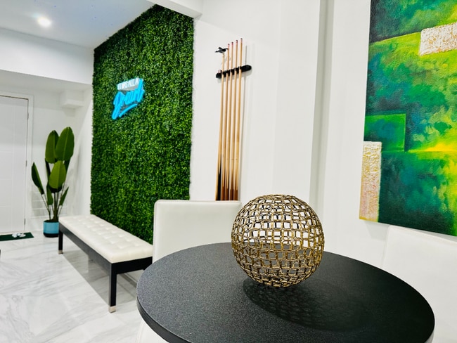 Building Photo - 323 Atherton St