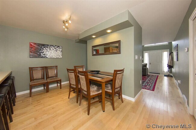 Building Photo - 5411 Sunset Dr