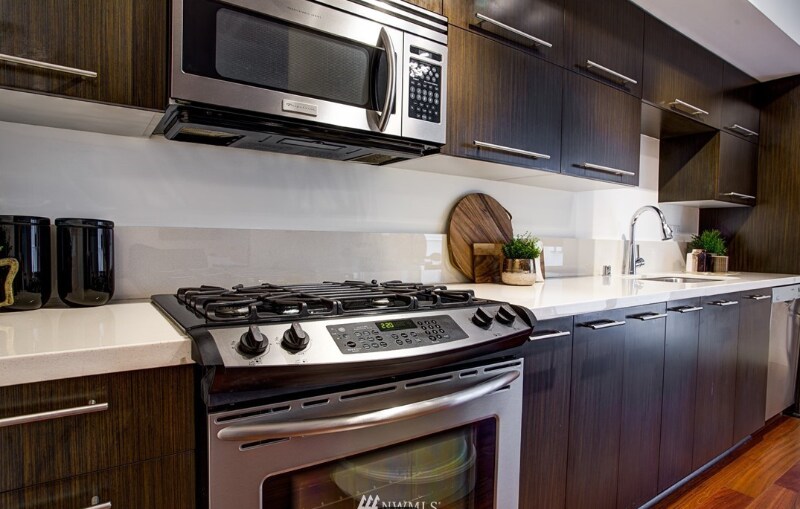 Building Photo - 2911 2nd Ave