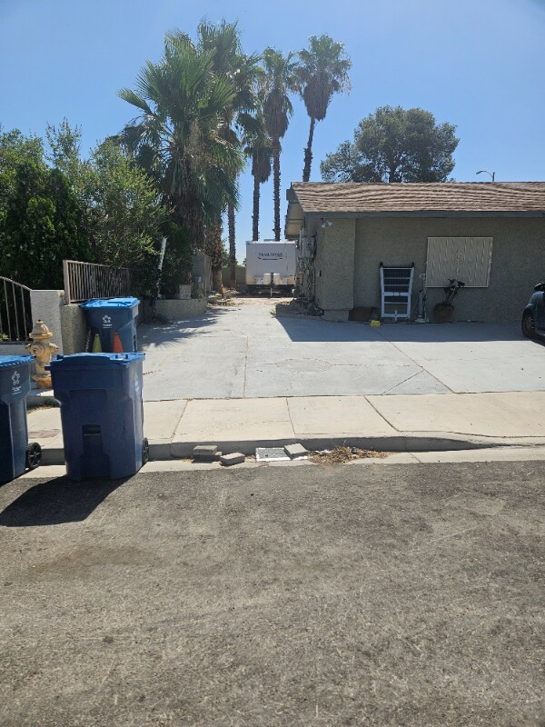 Building Photo - 5130 S Placentia Pkwy