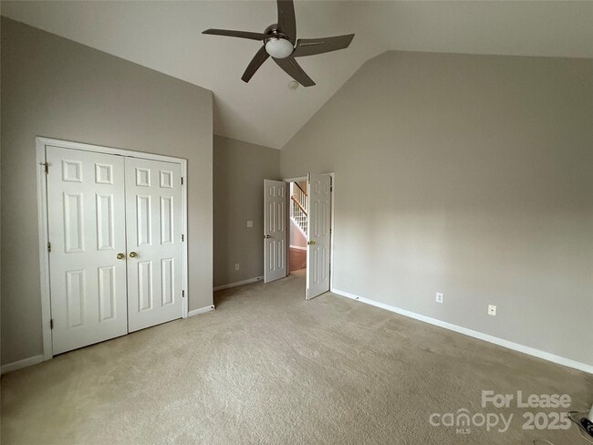 Building Photo - 8811 Singleton Ct