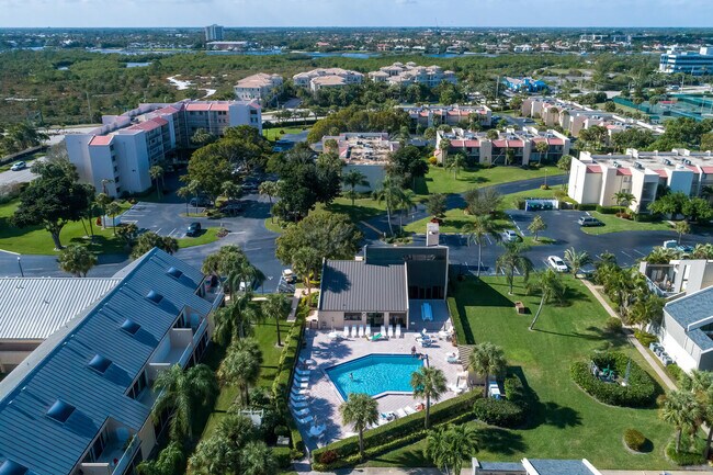 Building Photo - 1605 US-1