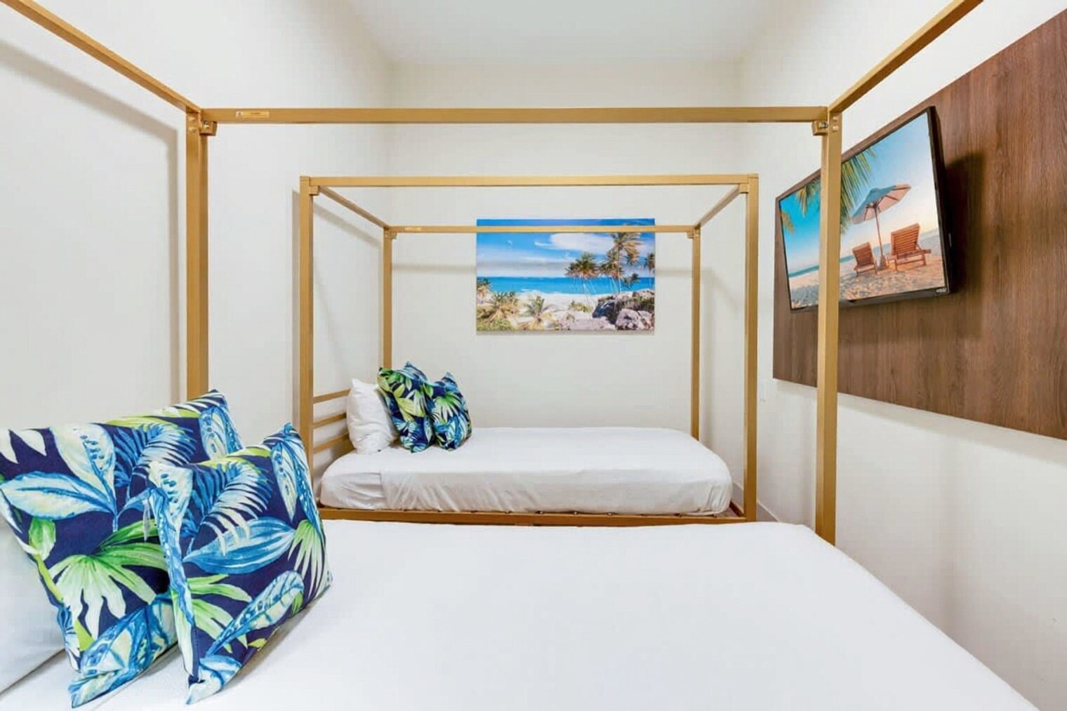 Building Photo - 777 N Ocean Dr