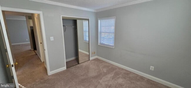 Building Photo - 2301 Farrington Ave