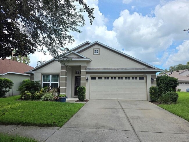 Building Photo - 806 Lesa Glen Pl