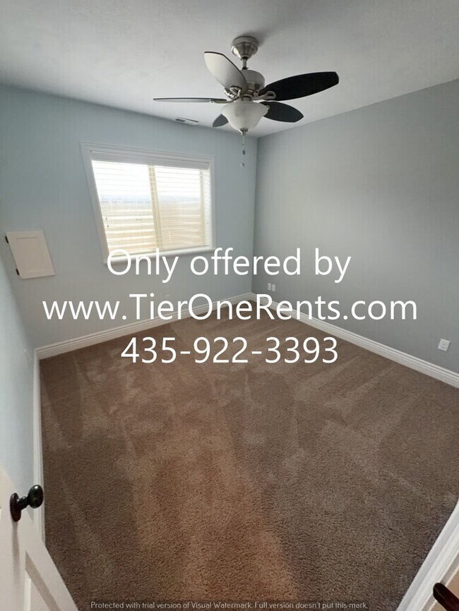 Building Photo - NO DEPOSIT option available for qualified renters!