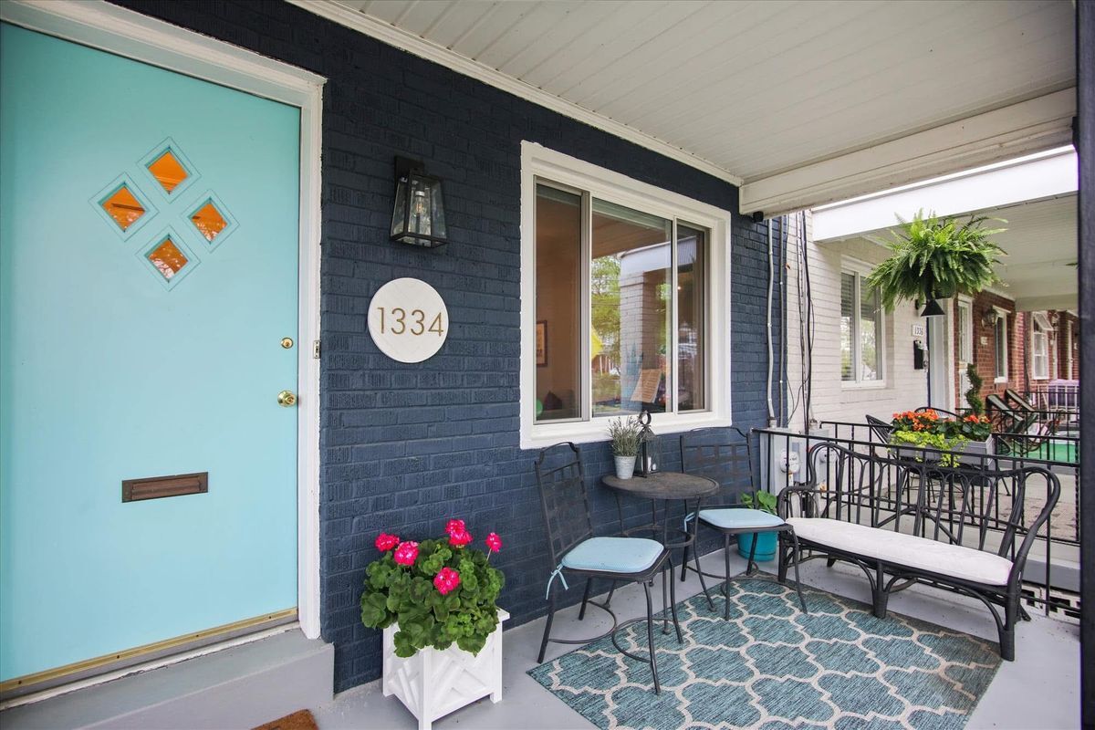 Building Photo - 1334 Downing St NE