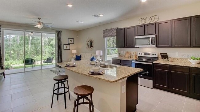 Building Photo - 5270 Dragonfly Dr