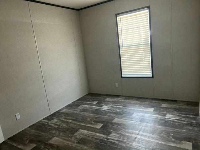 Building Photo - 14263 Isoba Ct