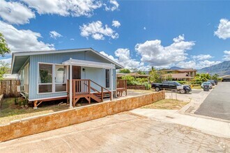 Building Photo - Maile Sands 3 Bedroom 2 Bath Home with Pool