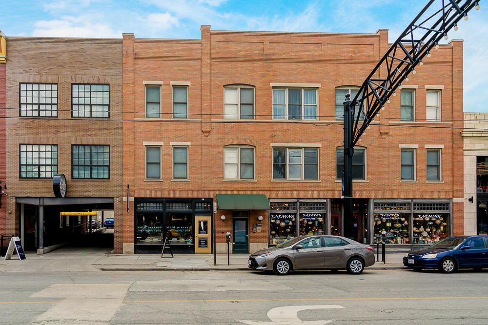 Building Photo - 769 N High St