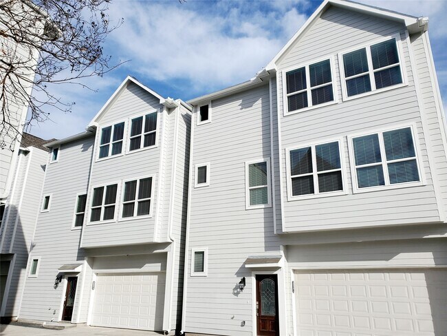 Building Photo - 720 Link Rd