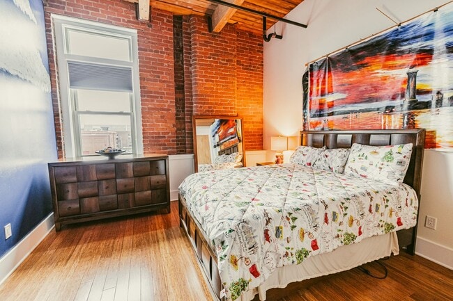 Building Photo - 1 Capron St