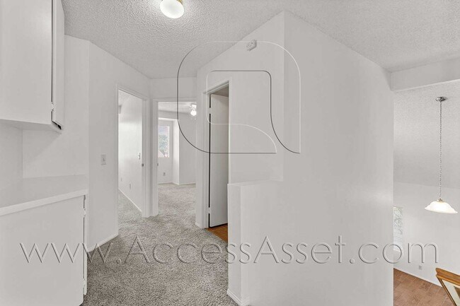 Building Photo - Charming 3 Bed/2.5 Bath Home With A Spacious Backyard And 3-Car Garage in Lake Elsinore!