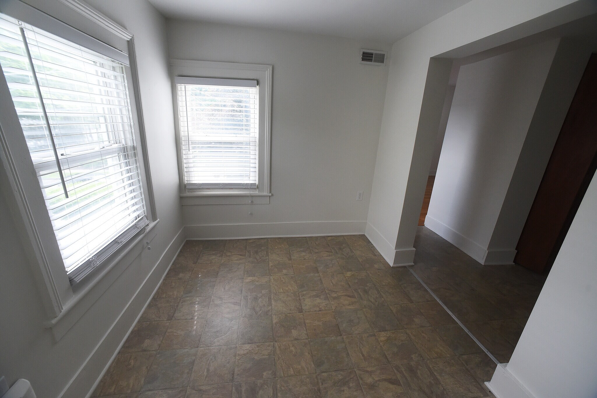 Dining Area - 80 Walnut St