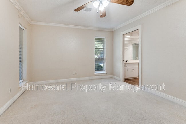 Building Photo - 204 Gerrish St