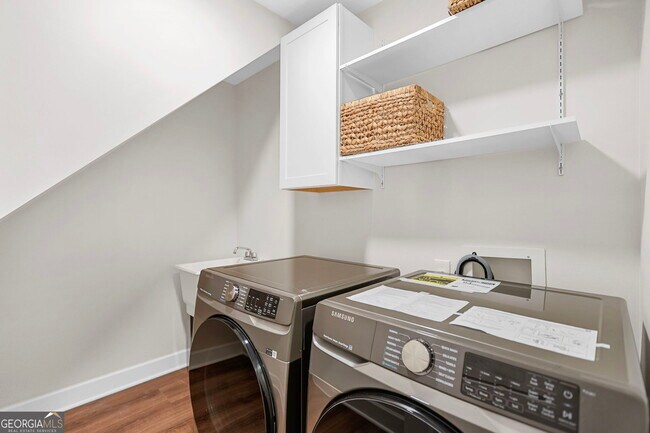 Building Photo - 1540 Bramlett Blvd