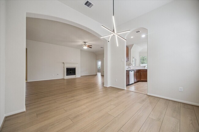 Building Photo - 10914 Visconti Ct