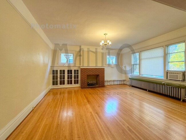 Building Photo - 602 E 23rd Ave