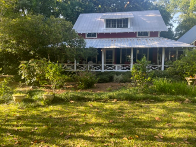 Building Photo - 22985 High Ridge Rd